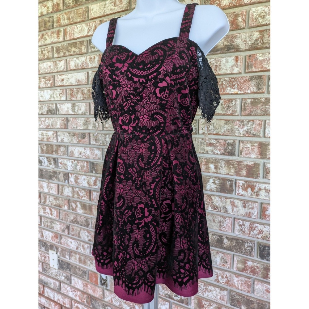Black Pink Lace Cold Shoulder Fit & Flare Dress Goth Coquette Party Romantic - Picture 3 of 12